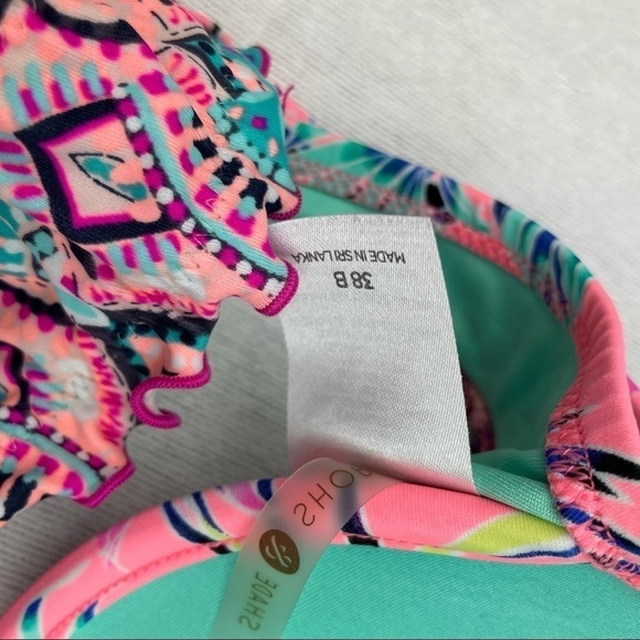 Shade & Shore Pink Ruffled Bikini Size 38B Floral Geometric - Picture 3 of 4